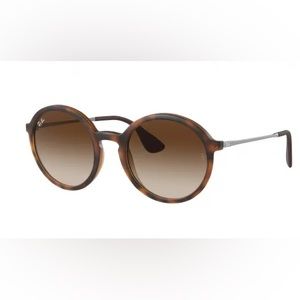 Ray-Ban Round Sunglasses RB4222